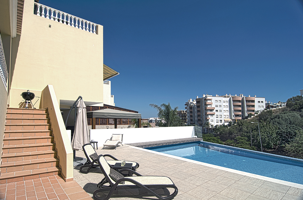 804 Villa Iris im April mit 20% Rabatt für 98 Personen im Stadtzentrum Lagos mieten, Algarve, Portugal 804 Villa Iris, privater Pool, luxuriöses Ambiente, strandnah, Lagos Zentrum, Algarve, Portugal