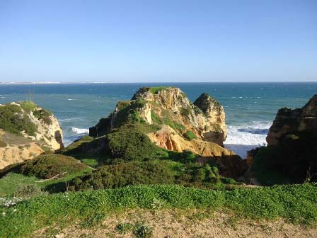 Klippenlandschaft am Praia Don Camilo bei Lagos, Algarve, Portugal